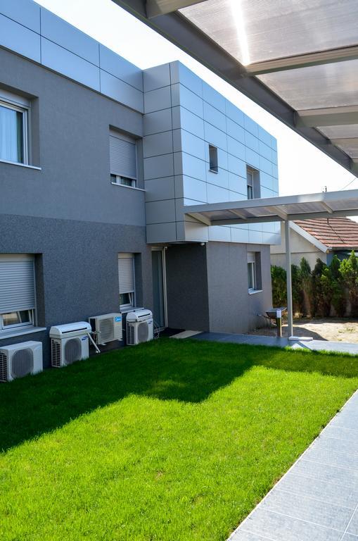 Apartments Good Night Nis Exterior photo